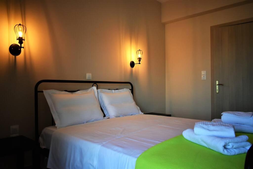 Smailis Apartment 2 利勾里昂 外观 照片