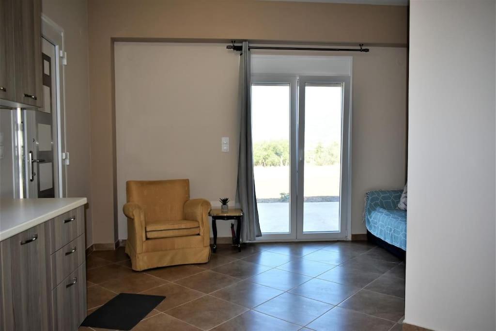 Smailis Apartment 2 利勾里昂 外观 照片
