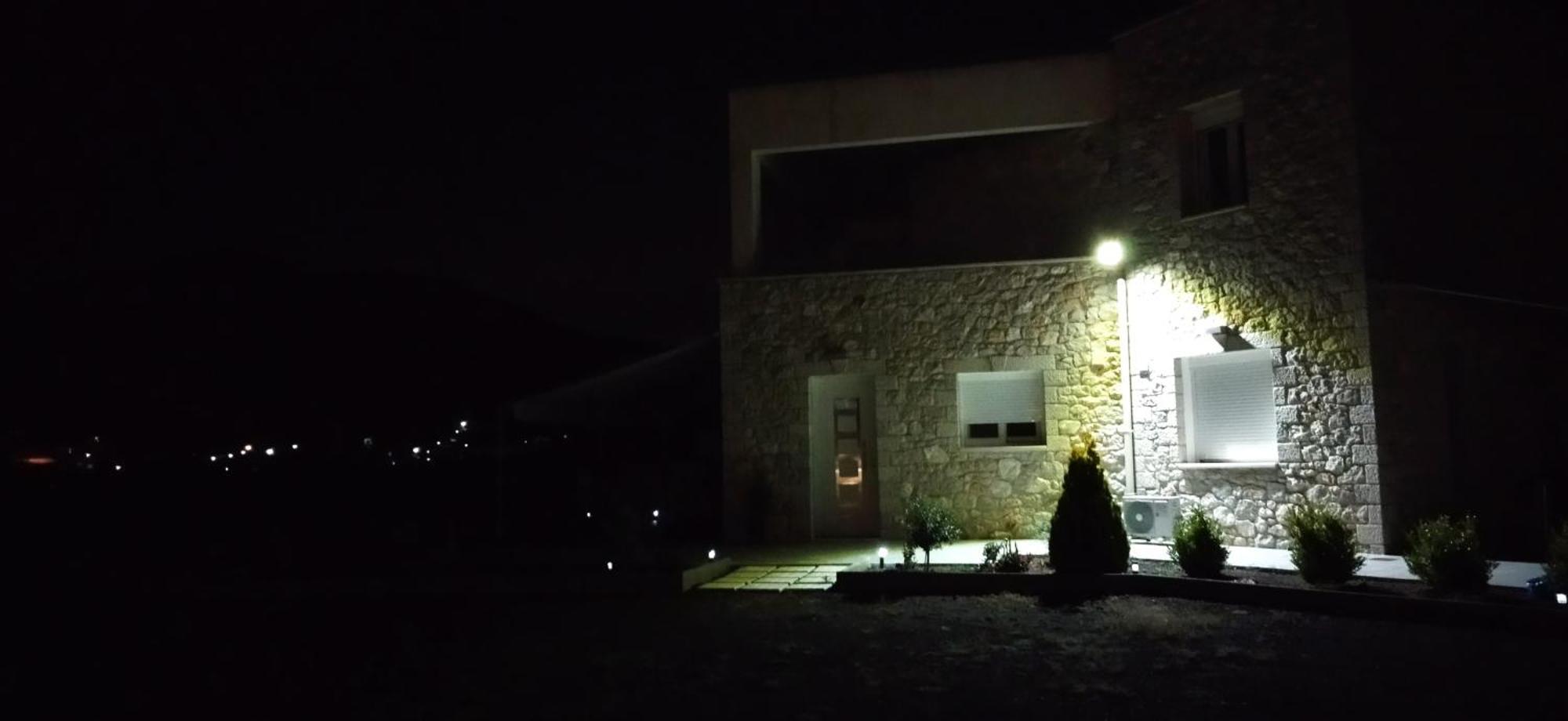 Smailis Apartment 2 利勾里昂 外观 照片